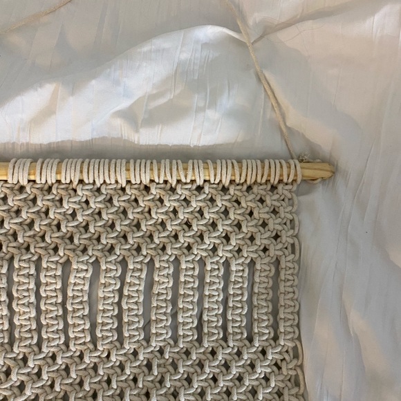 Macrame wall hanging - Picture 5 of 5